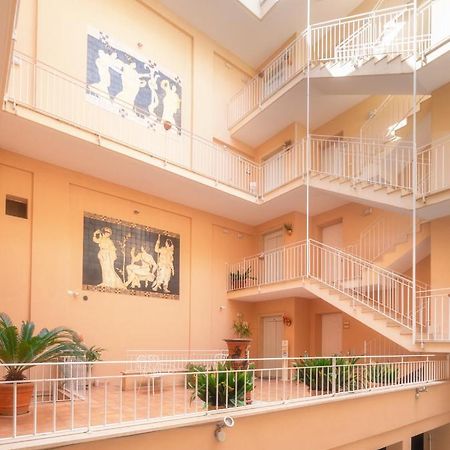 Palazzo Leo Suite And Apartment Lecce Exterior foto