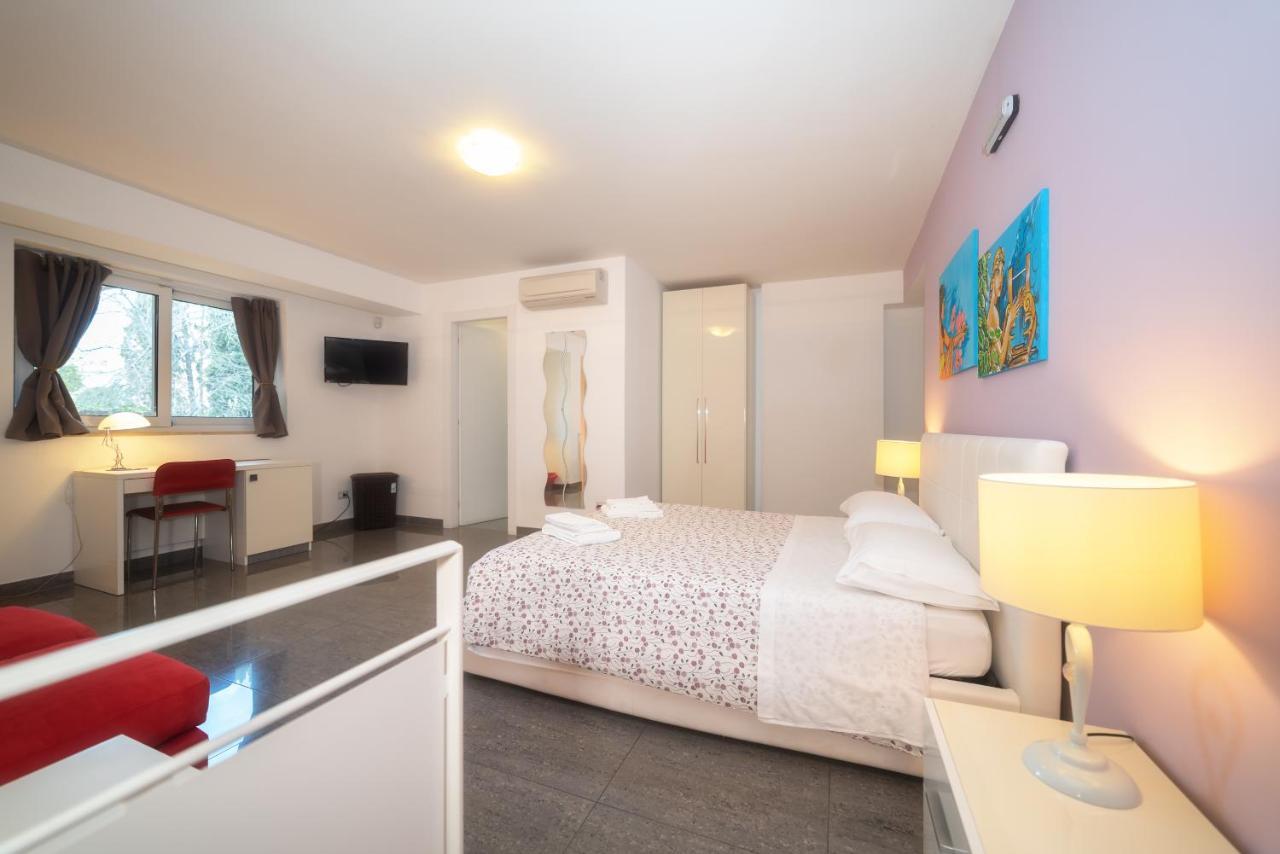 Palazzo Leo Suite And Apartment Lecce Exterior foto